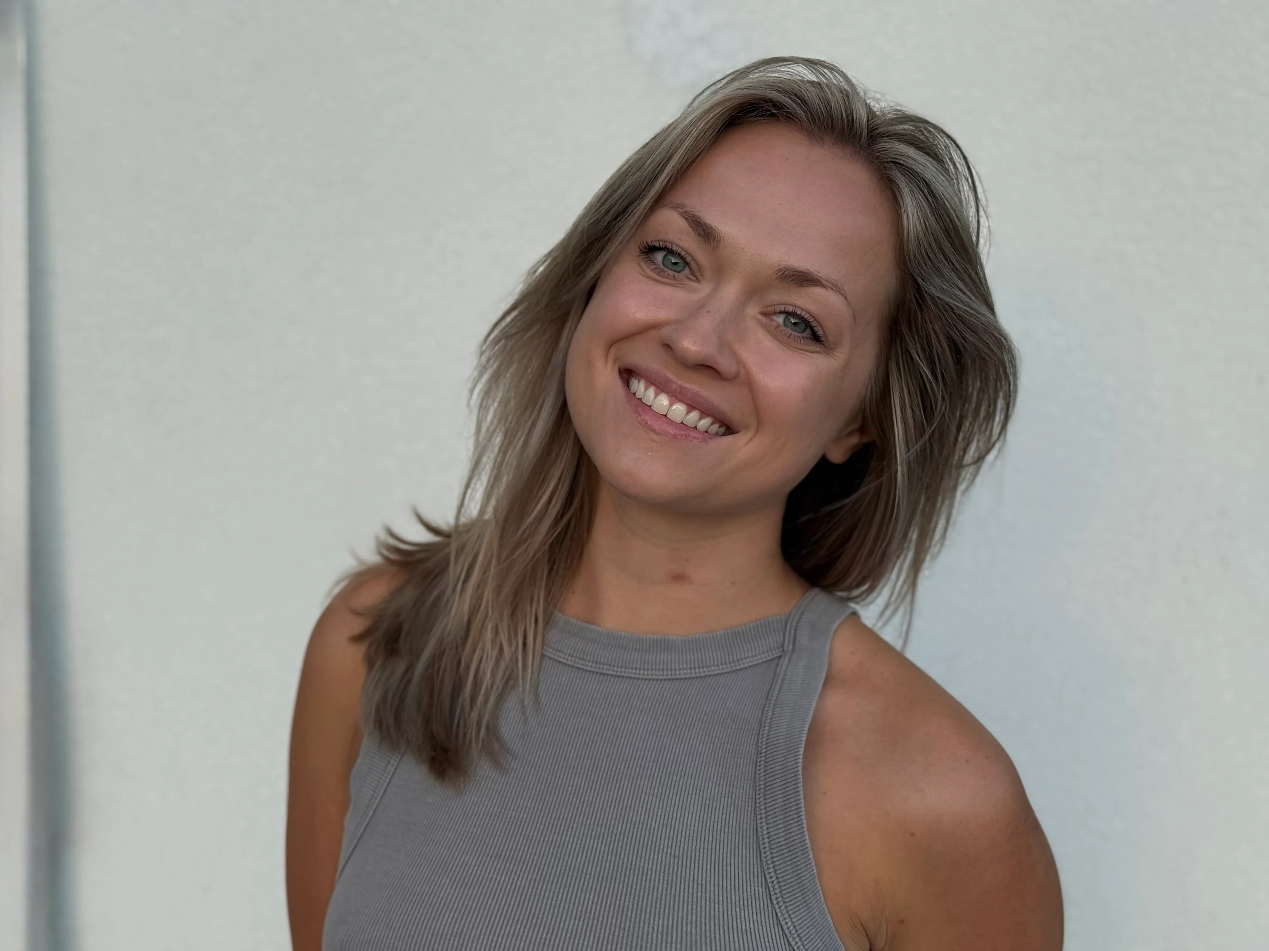 Professional headshot of actress Maryla Morydz 15