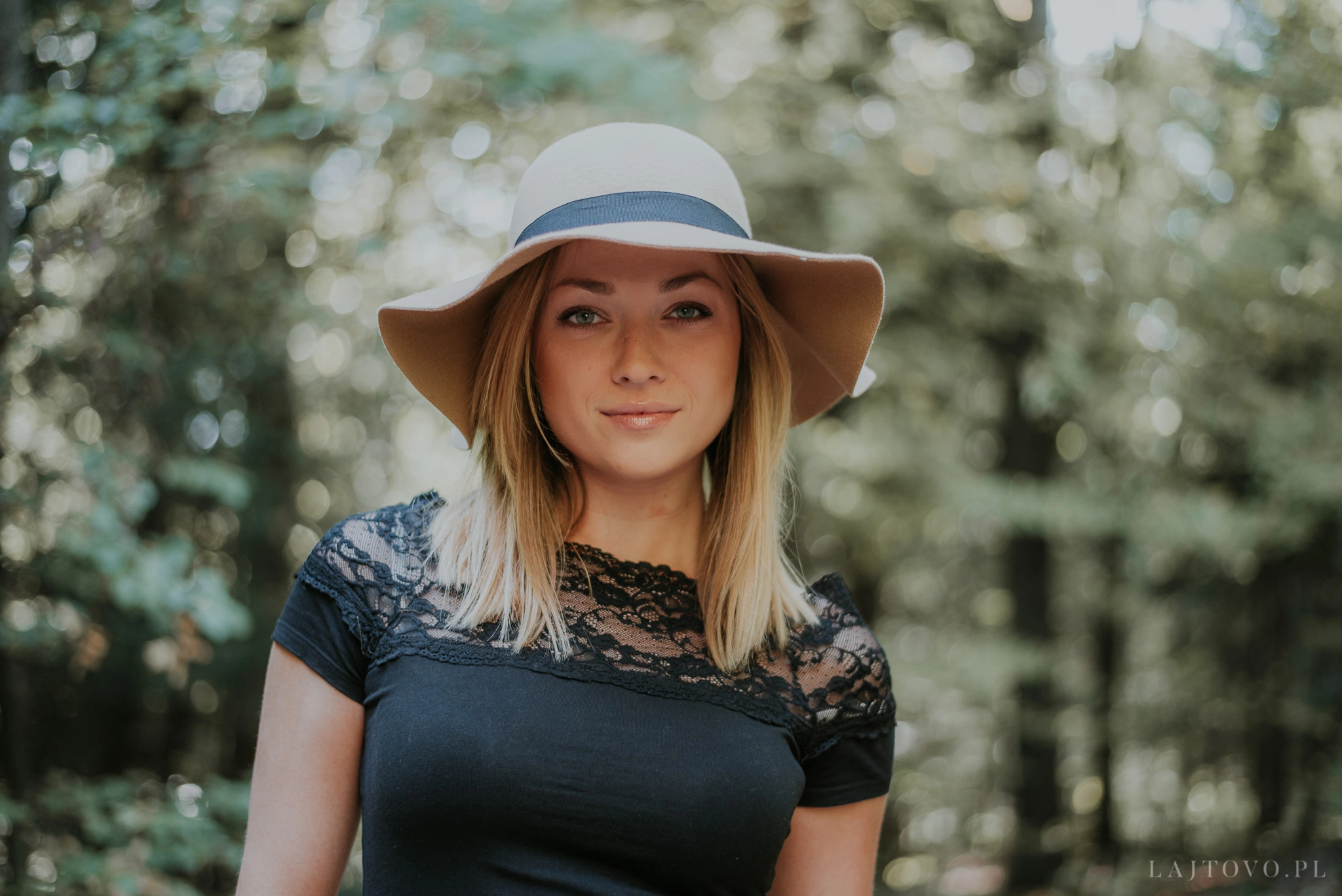 Professional headshot of actress Maryla Morydz 19