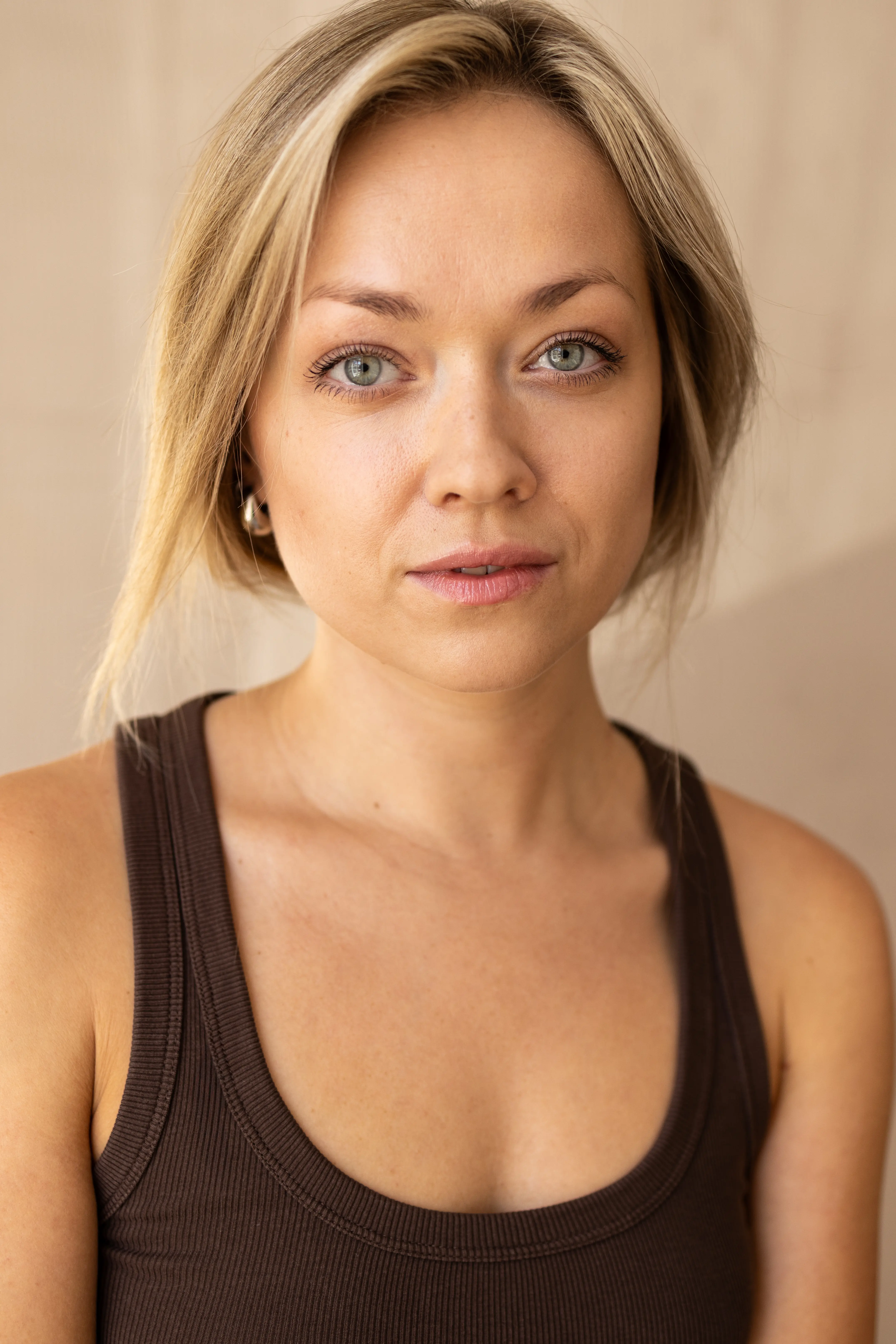 Professional headshot of actress Maryla Morydz 2